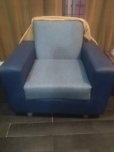 7 sets sofa used good condition