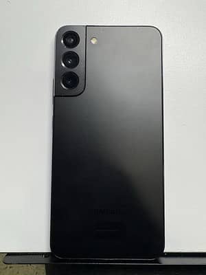 S22 plus like new, better than s21 ultra