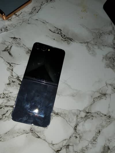 256 GB 8GB Ram 100% battery