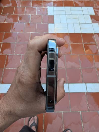 Google Pixel 9 Pro XL - 256GB / 16GB RAM (Hazel)