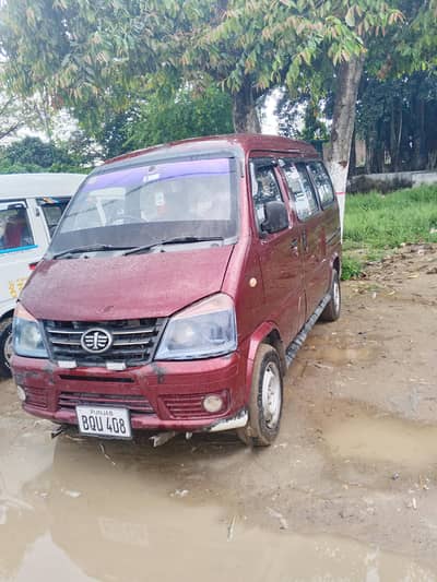 03066124438گاڑی بالکل ریجنل حالت میں ہے بانٹ کی ٹچنگ ہے سیلوں کی  پوری