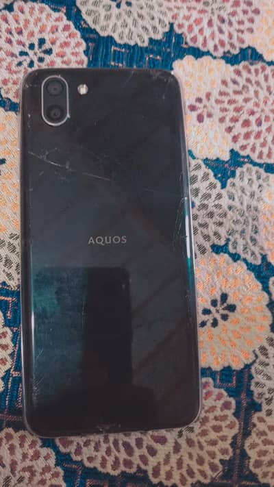 aquas r2 back pa scratch hai whatsapp number 03138259640