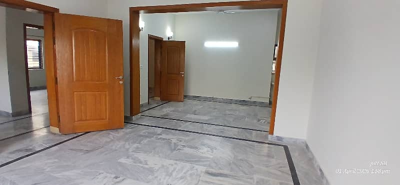 luxury upper portion 17