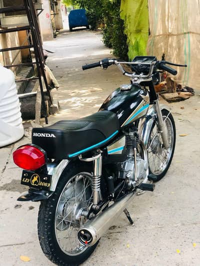 Honda 125 urgent sale number 03, 24, 63, 41 6 80