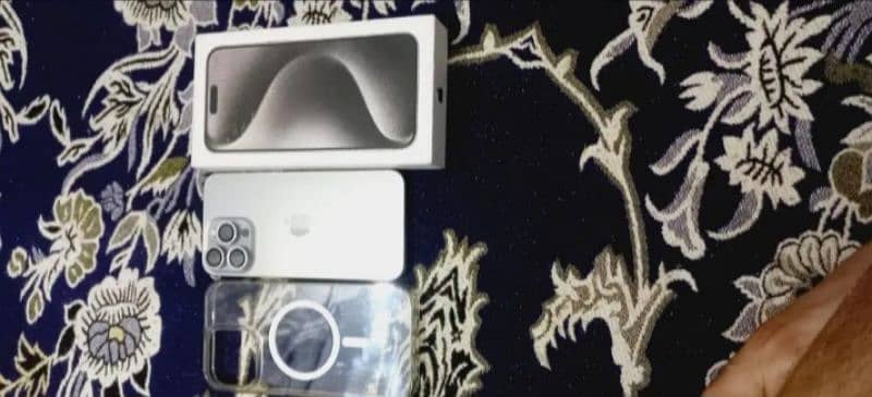 Apple iphone 15pro max 0