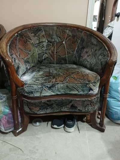 5 seater sofa set urgent sale