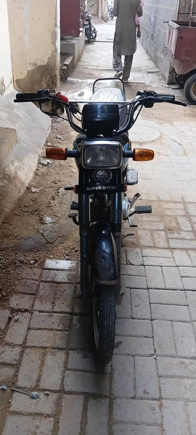 "Main apni SUPER STAR 70cc bike (2023 model) sale kar raha hoon!