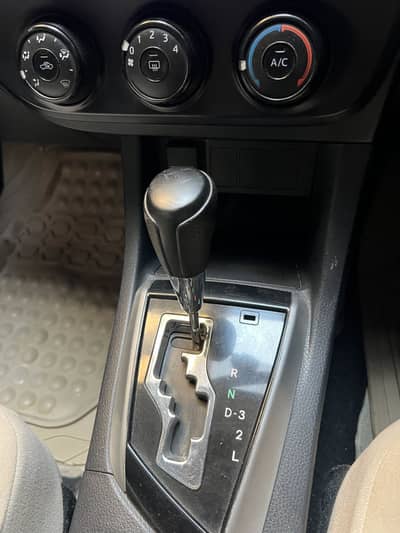 Corolla Gli 2017 model