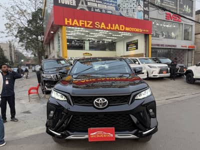 Toyota Fortuner Legender 2022