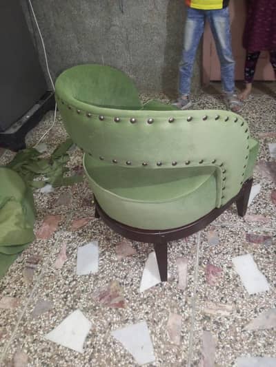 urgent sale serious person ka lya special discount