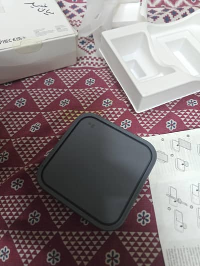 samsung ep-p2400 wireless charger with 25w adapter