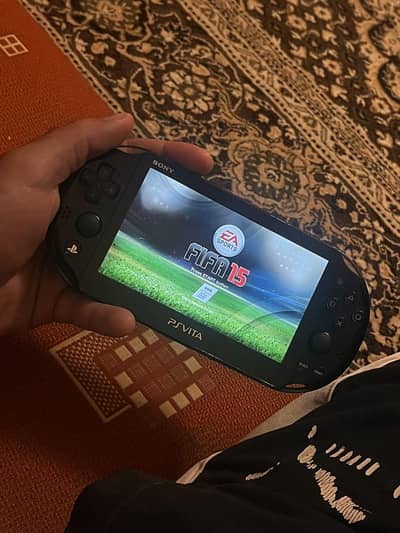PS VITA 2000 MODEL WITH JAILBREAK