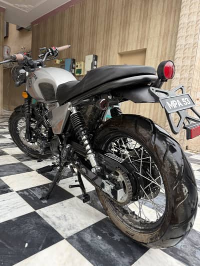 Super star falcon grey colour 150cc