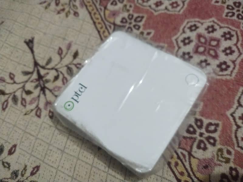 ptcl Smart box 1