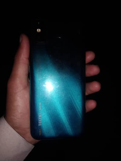 Tecno spark 6 go