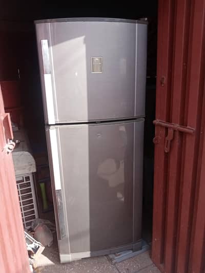 Dawlance fridge for sale