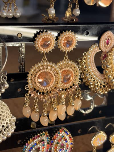 Earrings collection