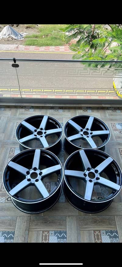 vossen 18 inches  Rims with Michelin Tyre for Sale