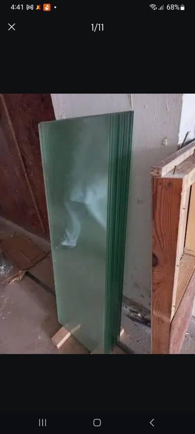 Glass shelf for shop (With china fitting)