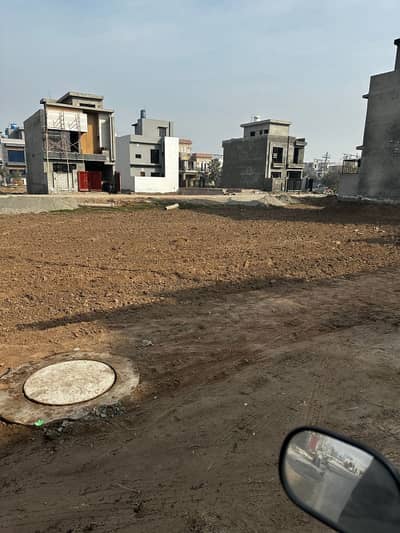 5 Marla Plot for Sale in Crystal Block, Park View City Lahore Prime Location