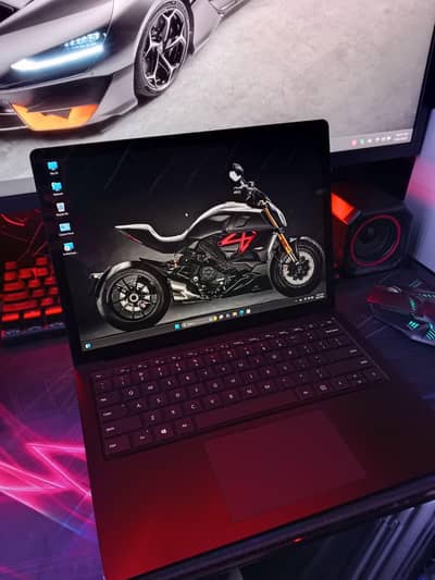 Microsoft 3 hp laptop  8 gb ram 256