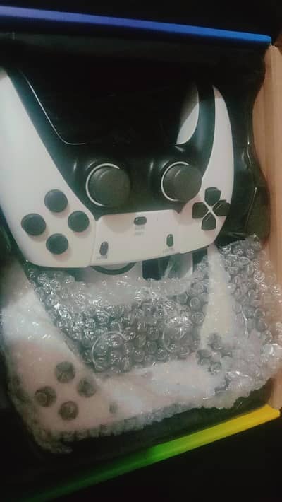 M8 Game Stick 4K | 10,000+ Games | 2 Wireless Controllers