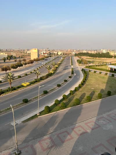 5 Marla Residential plot for Sale In New Lahore city ph3