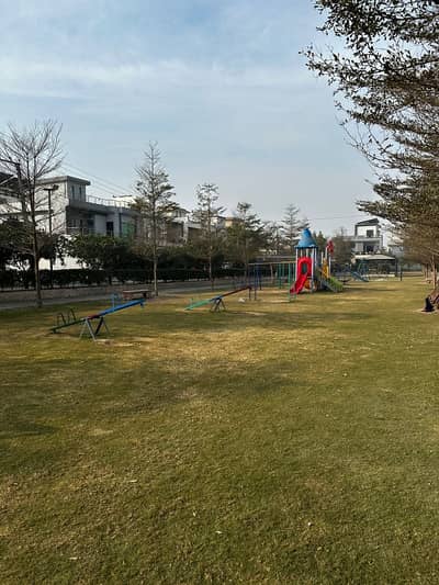 Ideal 5 Marla Plot for Sale in Overseas Block, Park View City Lahore