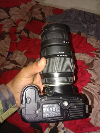 DSLR camera d3100 Nikon made in japan lens 70-300mm1:4-5.6