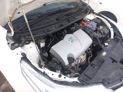 Toyota Yaris ATIV CVT 1.3 2021 model 2021 registered white