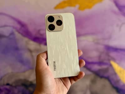 Realme 15t 5G phone 8 256 Gp