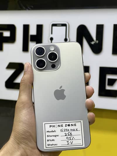I Phone 15 Pro Max 256 JV