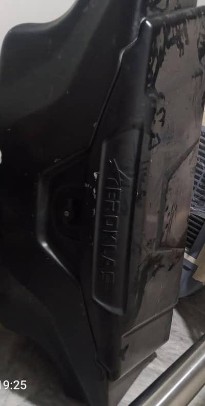 Aeroklas utility box