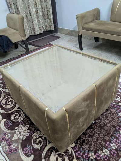 Sofa set and center table for sale