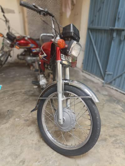 Honda for sell urgent jis ko chiya whi rabta kary