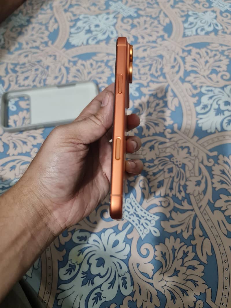 Iphone  17 pro max 3
