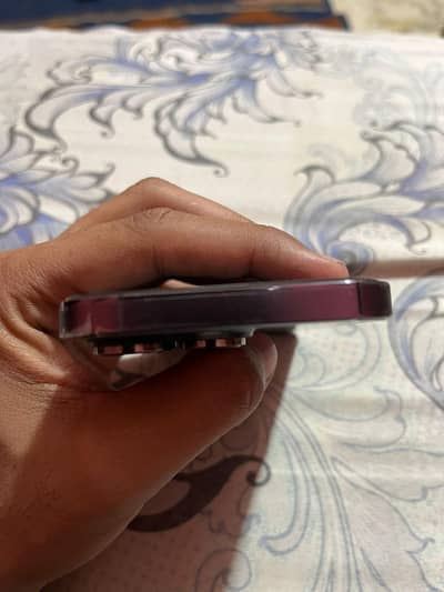 I phone 14 pro j. v 128GB 91 %Battery health