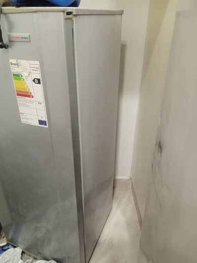 Changhong Ruba - Refrigerator - Non Inverter - Smal Size