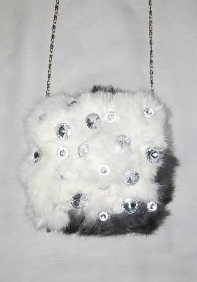 Original Rabbit Fur Handbag – Stylish & Unique – Like New