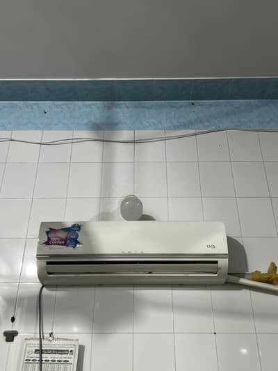 5 piece availabe  condition 10 by 9