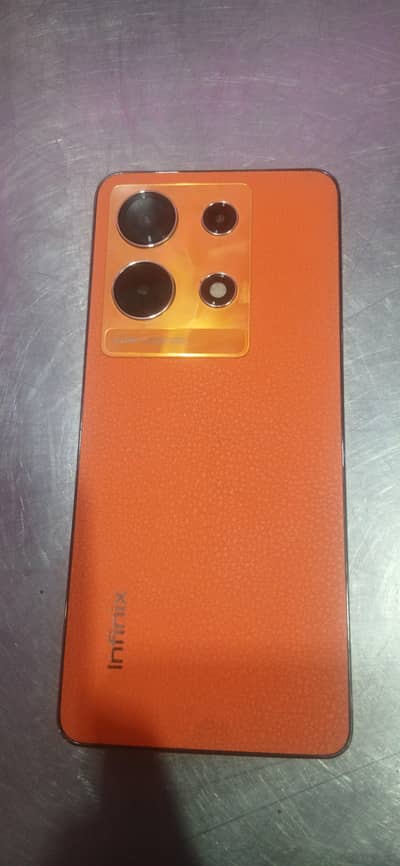 infinite note 30 8+8= 256  complete saman box charger