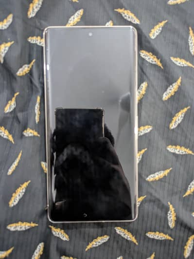 pixel 7 pro 4 months tak sim working h us ka bd hazar laga ga on ho jy