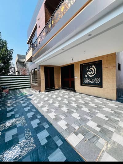 Jubilee Town 5 Marla House Prime Location Available For Sale