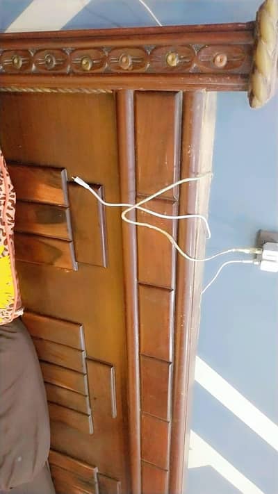 i want to sell my (6×6)bed + dressing room + 2 side corners