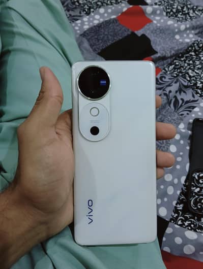 vivo v40 5G