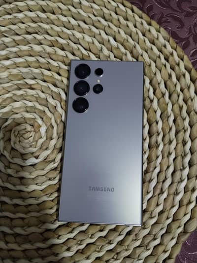 Samsung S24 Ultra 10/10 Condition