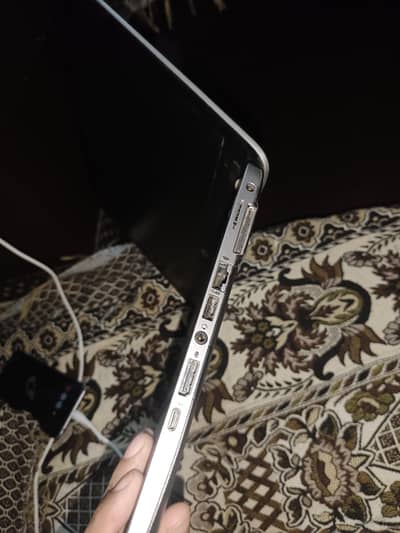 HP EliteBook 840 G3 Core i5 6th Gen 8GB RAM Business Laptop urgnt sale