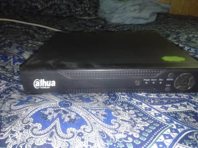 4 Chanal DVR and 1 camra urjant sale 03125644030