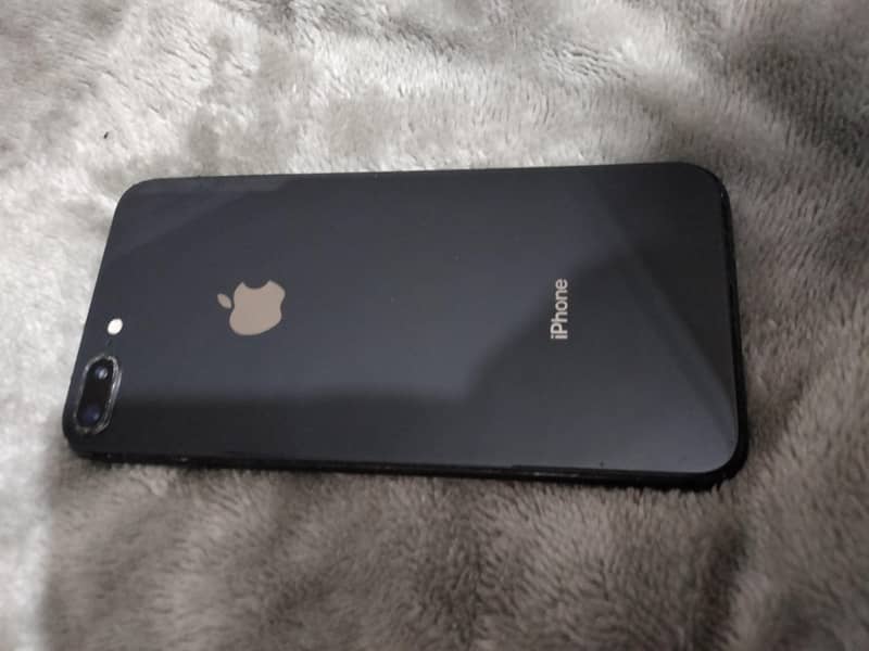 iphone 8 plus 1