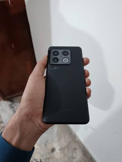 One Plus 10 Pro 5G Snapdragon ® 8 Gen 1